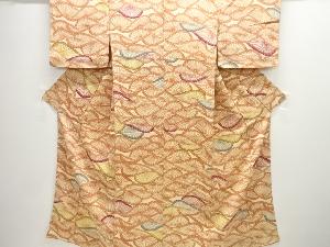 縮緬地片輪車模様小紋着物